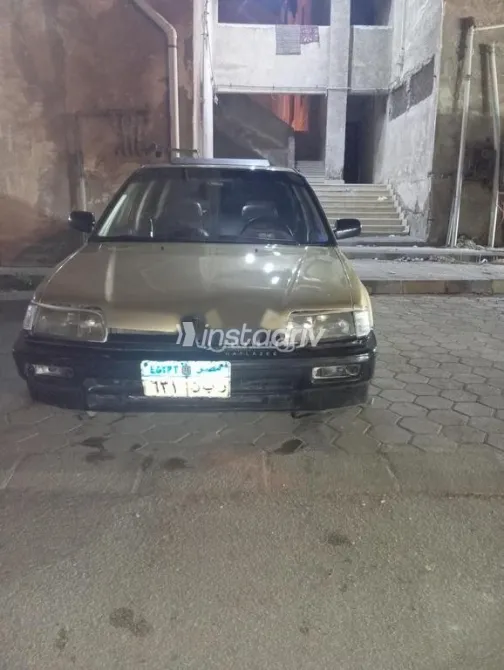 هوندا سيفك 1990 ذهبي مستعملة للبيع - 1