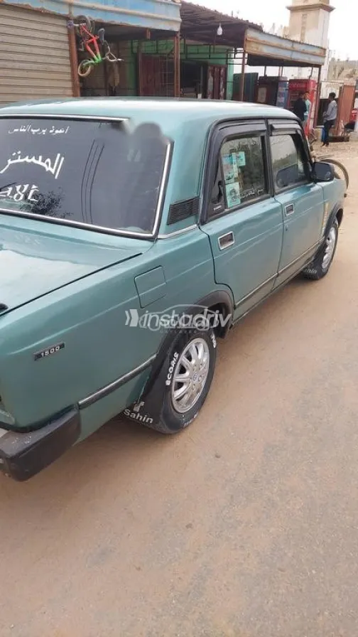 لادا 2107 2005 أخضر غامق مستعملة للبيع - 4