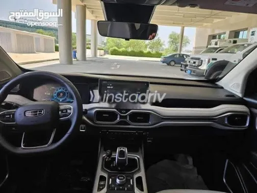 جيلي اوكافانجو 2022 أبيض مستعملة للبيع - 2