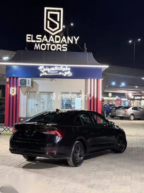 سكودا اوكتافيا 2021 أسود مستعملة للبيع - 5