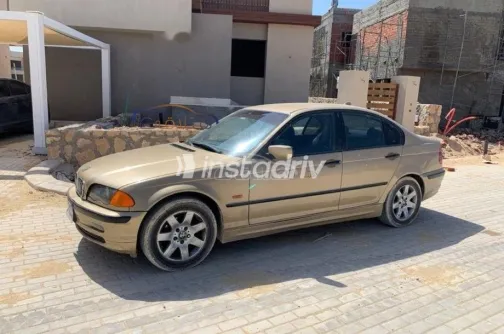BMW 318 2001 Gold Used for Sale - 1