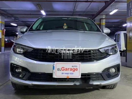 فيات تيبو 2024 فضي مستعملة للبيع - 1