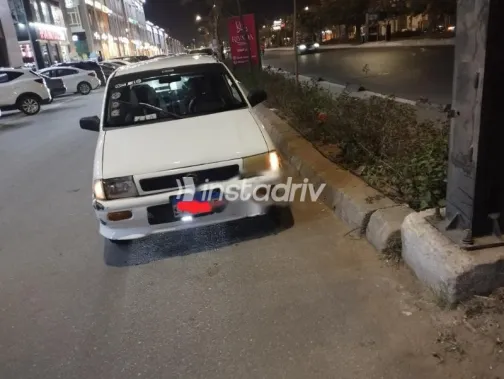 سوزوكى التو 1999 أبيض مستعملة للبيع - 1