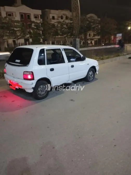 سوزوكى التو 1999 أبيض مستعملة للبيع - 3