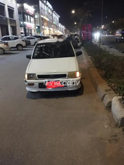 سوزوكى التو 1999 أبيض مستعملة للبيع - 5