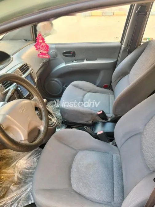 هيونداي ماتريكس 2006 أخضر مستعملة للبيع - 4