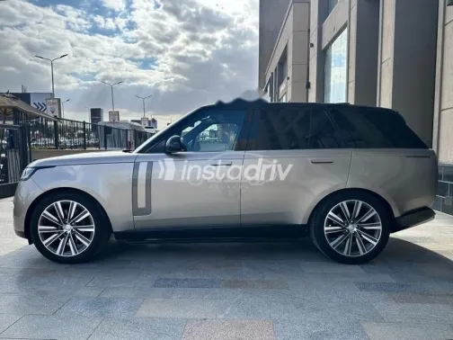 Land Rover Range Rover Vogue 2022 Gold Used for Sale - 2