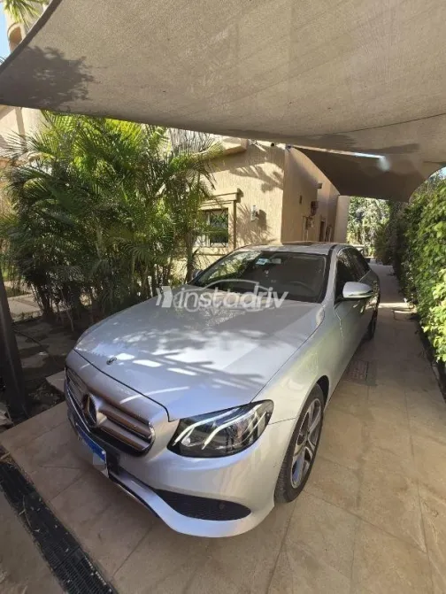 Mercedes E 180 2018 Silver Used for Sale - 1