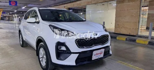 كيا سبورتاج 2022 أبيض مستعملة للبيع - 3