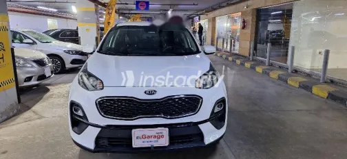 كيا سبورتاج 2022 أبيض مستعملة للبيع - 4