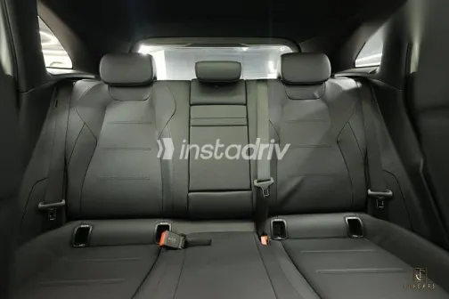 مرسيدس EQA 2025 أبيض جديدة للبيع - 7