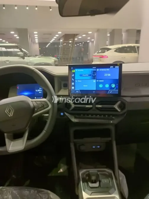 Renault Duster 2026 Beige New for Sale - 4