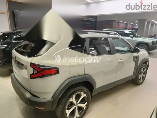 Renault Duster 2026 Beige New for Sale - 6