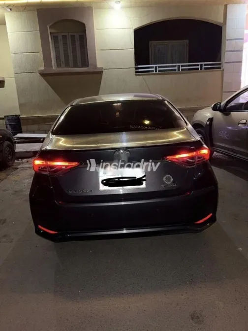 Toyota Corolla 2022 Gray Used for Sale - 2