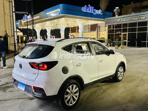 ام جى ZS 2019 أبيض مستعملة للبيع - 3