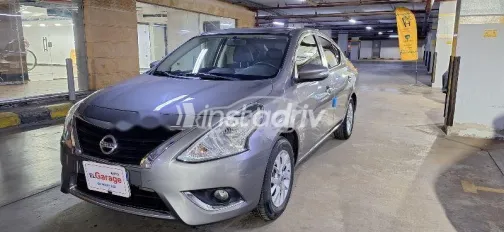 نيسان صنى 2025 رمادي مستعملة للبيع - 2
