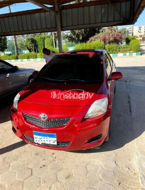 Toyota Yaris 2009 Red Used for Sale - 1