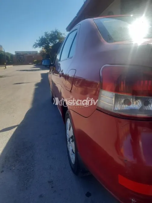 Toyota Yaris 2009 Red Used for Sale - 4