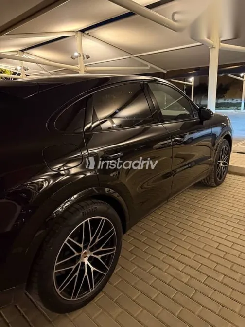 Porsche Cayenne 2026 Black Used for Sale - 4