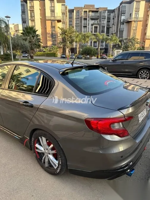 فيات تيبو 2021 رمادي مستعملة للبيع - 3