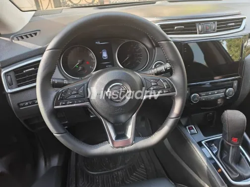 Nissan Qashqai 2019 Gray Used for Sale - 6