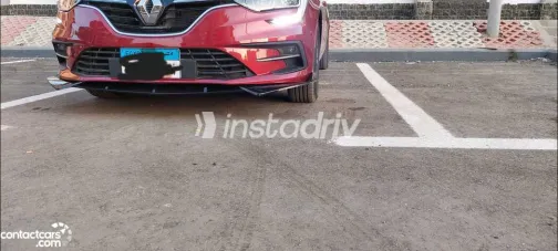 Renault Megane 2022 White Used for Sale - 1