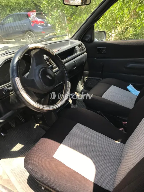 Ford Fiesta 1996 White Used for Sale - 1