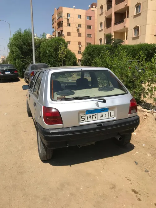 Ford Fiesta 1996 White Used for Sale - 7