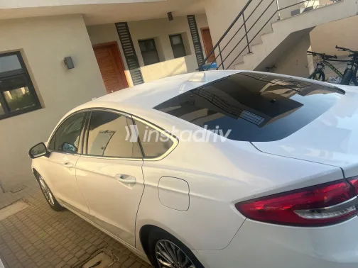 فورد فيوجن 2021 أبيض مستعملة للبيع - 1