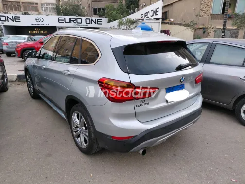بي ام دبليو X1 2017 أبيض مستعملة للبيع - 4