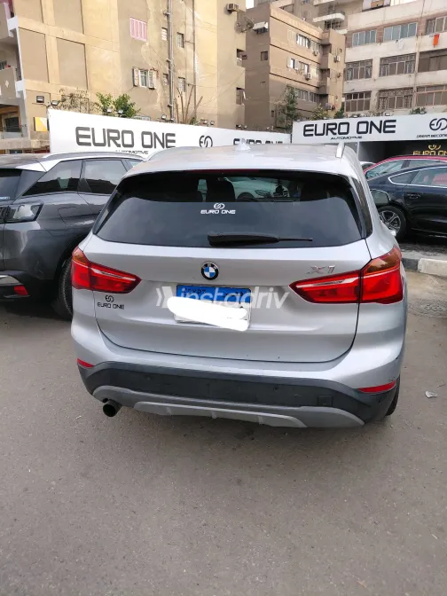 بي ام دبليو X1 2017 أبيض مستعملة للبيع - 5