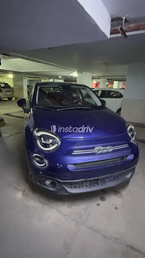 فيات 500 X 2024 أبيض مستعملة للبيع - 1