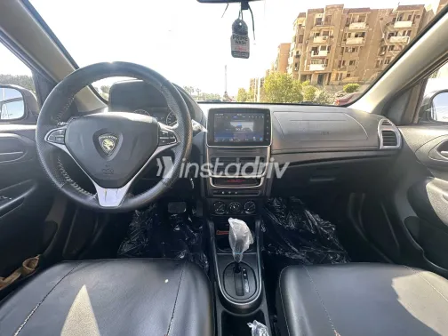 بروتون ساجا 2021 أبيض مستعملة للبيع - 3