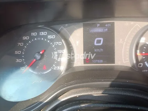 فيات تيبو 2018 أبيض مستعملة للبيع - 3