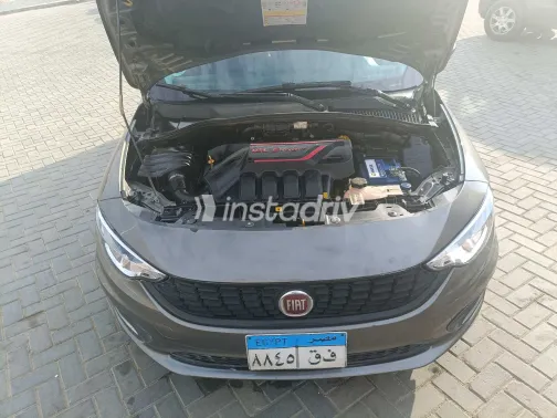 فيات تيبو 2018 أبيض مستعملة للبيع - 4