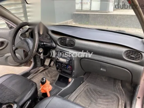 هيونداي اكسنت 2000 رمادي مستعملة للبيع - 6