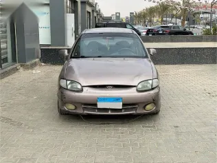 هيونداي اكسنت 2000 رمادي مستعملة للبيع