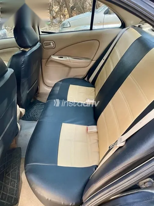 نيسان صنى 2009 أسود مستعملة للبيع - 3