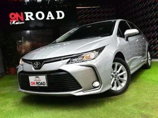 تويوتا كورولا 2021 فضي مستعملة للبيع