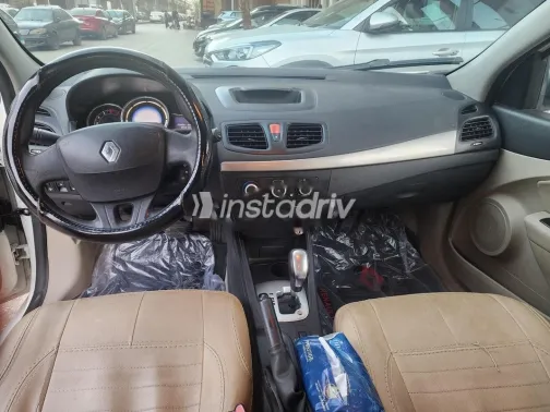 Renault Fluence 2015 White Used for Sale - 3