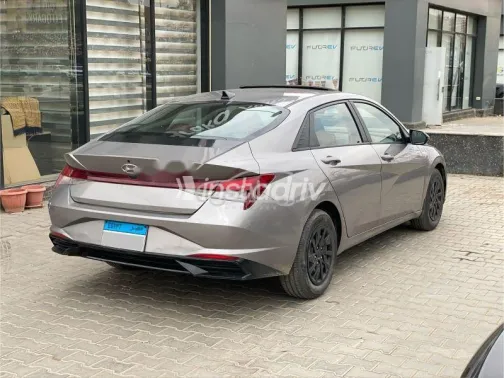 Hyundai Elantra 2022 Gray Used for Sale - 3