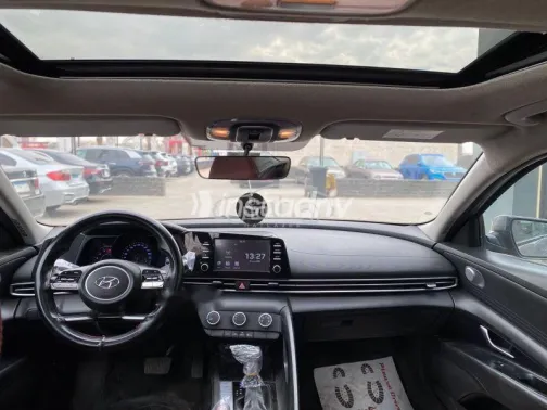 Hyundai Elantra 2022 Gray Used for Sale - 5