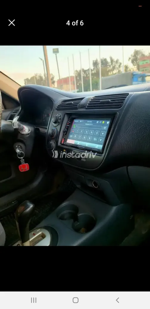 هوندا سيفك 2005 أبيض مستعملة للبيع - 2