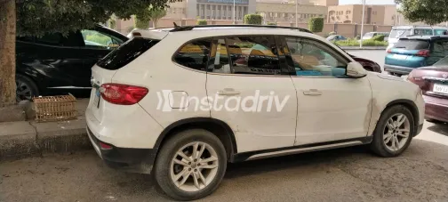 بريليانس V5 2014 أبيض مستعملة للبيع - 1