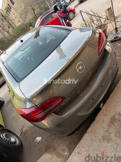 اوبل أسترا 2020 بيج مستعملة للبيع - 2