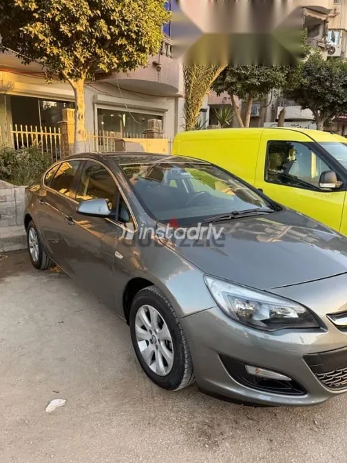 اوبل أسترا 2020 بيج مستعملة للبيع - 5