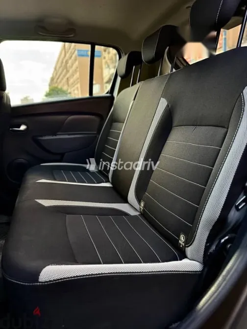 رينو سانديرو 2019 بني مستعملة للبيع - 9