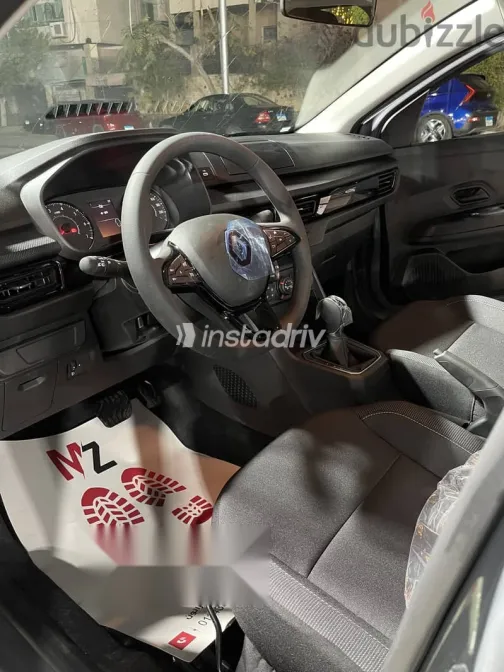 رينو تاليانت 2026 رمادي جديدة للبيع - 4