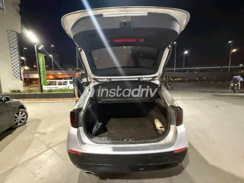 بي ام دبليو X1 2013 أبيض مستعملة للبيع - 6