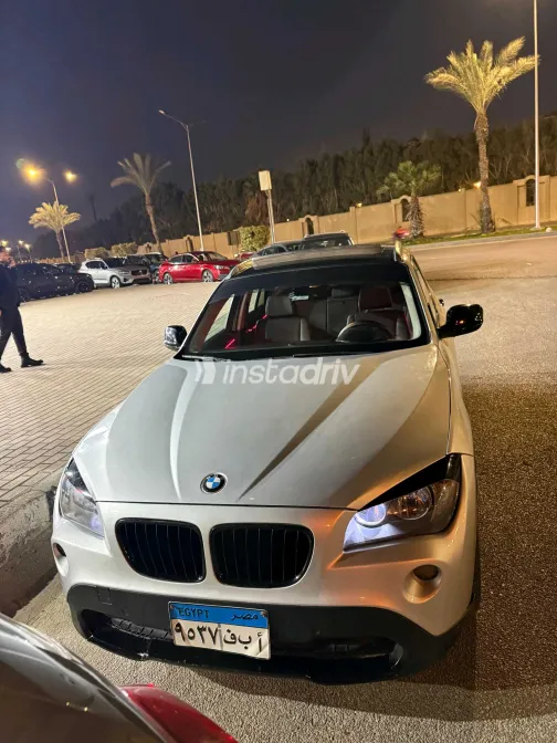 بي ام دبليو X1 2013 أبيض مستعملة للبيع - 9